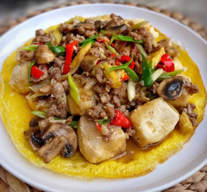 sizzling beef tofu mushroom (instagram.com/citra_haries)