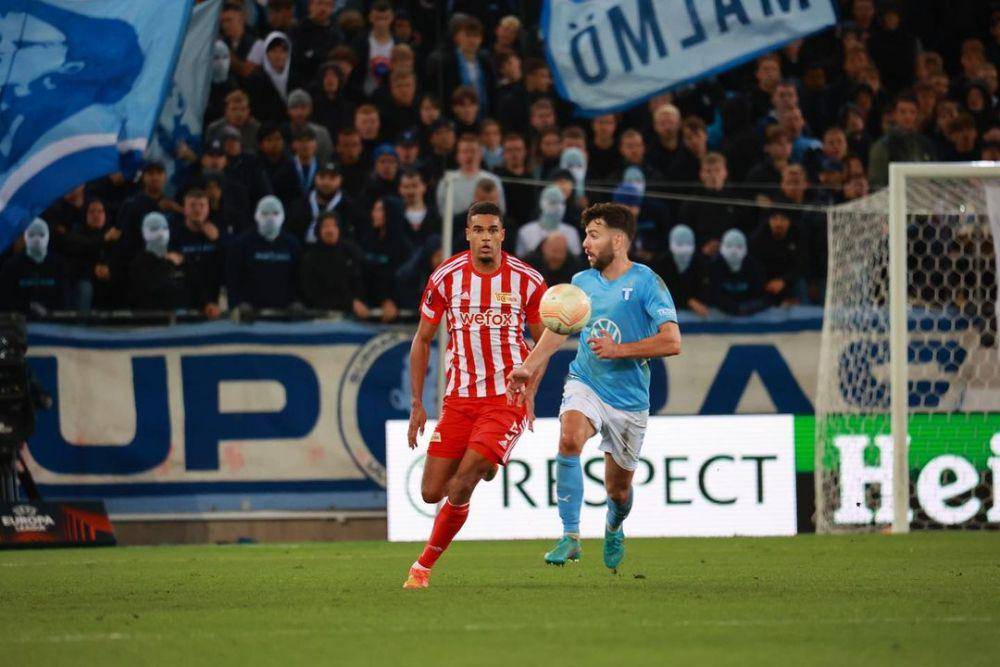 Danilho Doekhi saat berseragam Union Berlin. (instagram.com/danilhord)