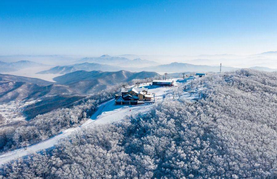 Potret salah satu wilayah di Jilin, China, saat musim dingin (facebook.com/jilinchina)