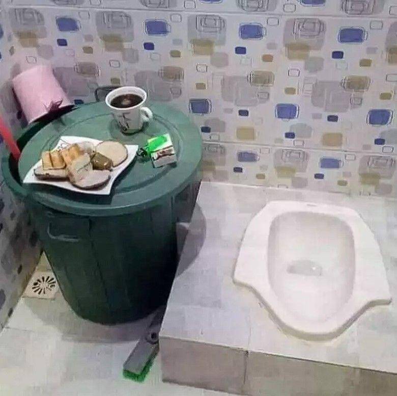 aksi orang lagi di kamar mandi (twitter.com/crazyinina)