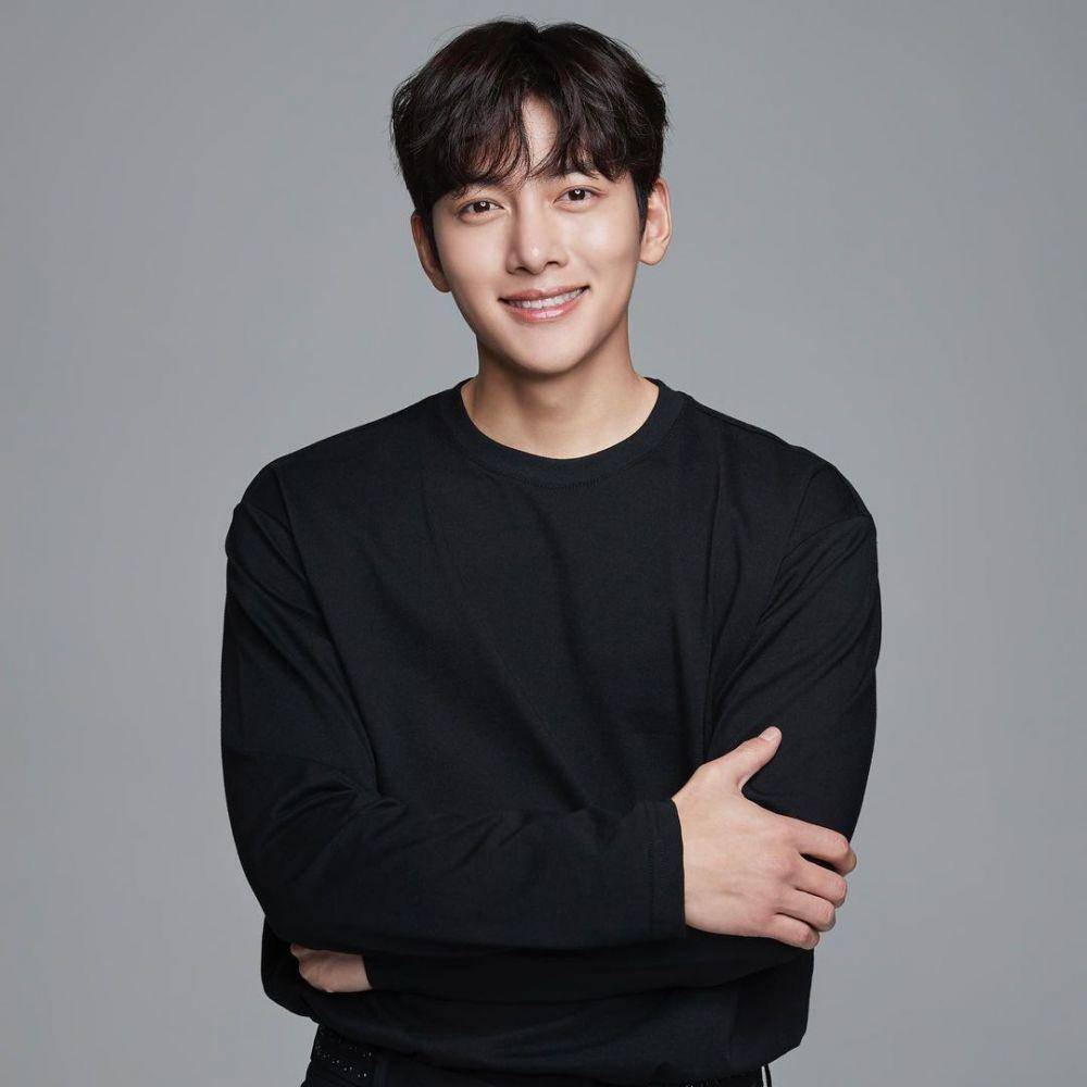 Ji Chang Wook (instagram.com/jichangwook)