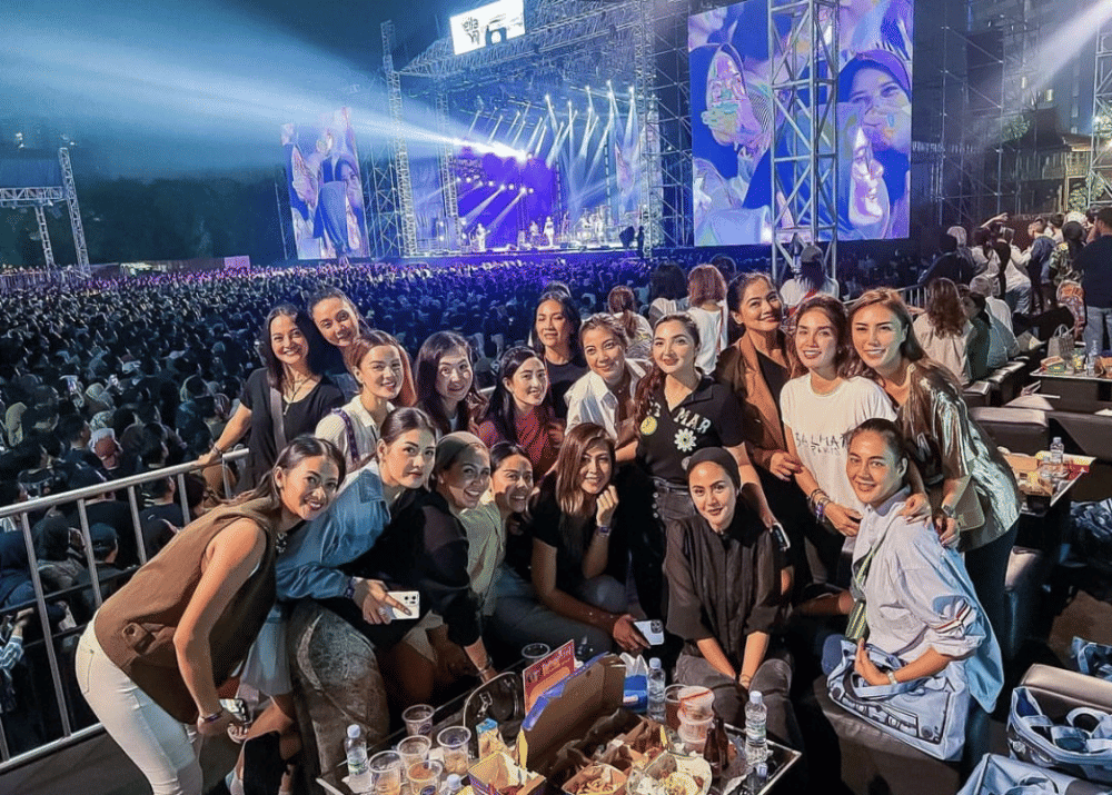 potret artis di konser Sheila on 7 (instagram.com/ashanty_ash)