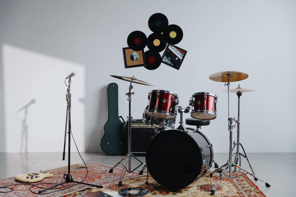 alat musik (pexels.com/cottonbro studio)