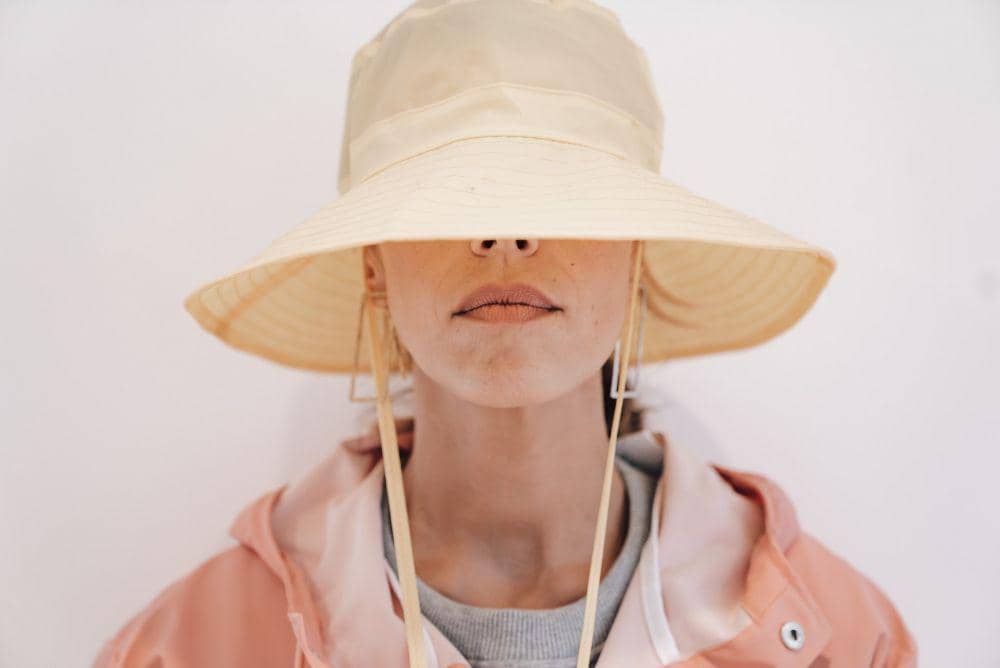 ilustrasi wanita bertopi (Pexelscom/Furkanfdemir)