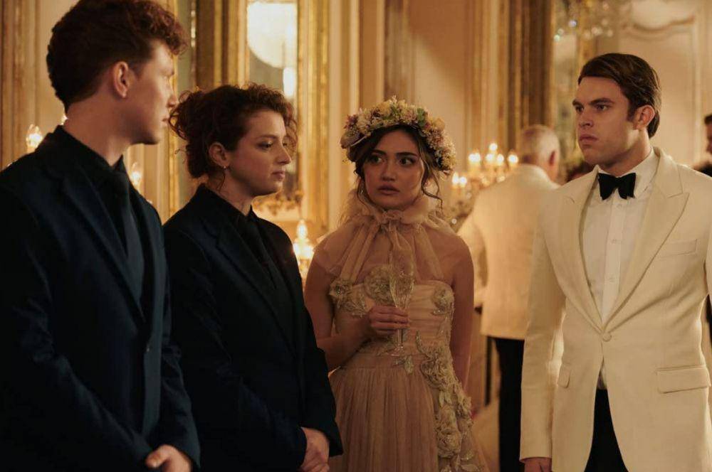 cuplikan serial Vampire Academy (dok. Peacock/Vampire Academy)