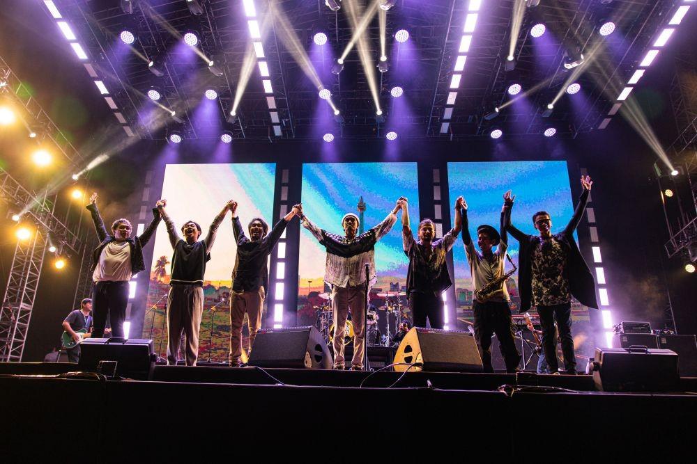 10 Momen Konser Sheila on 7 Tunggu Aku di Jakarta, Seru Abis!