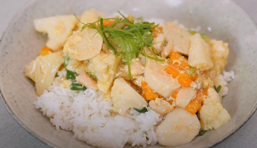 Resep Nasi Ayam Siram, Hidangan Lezat dengan Kuah Kental