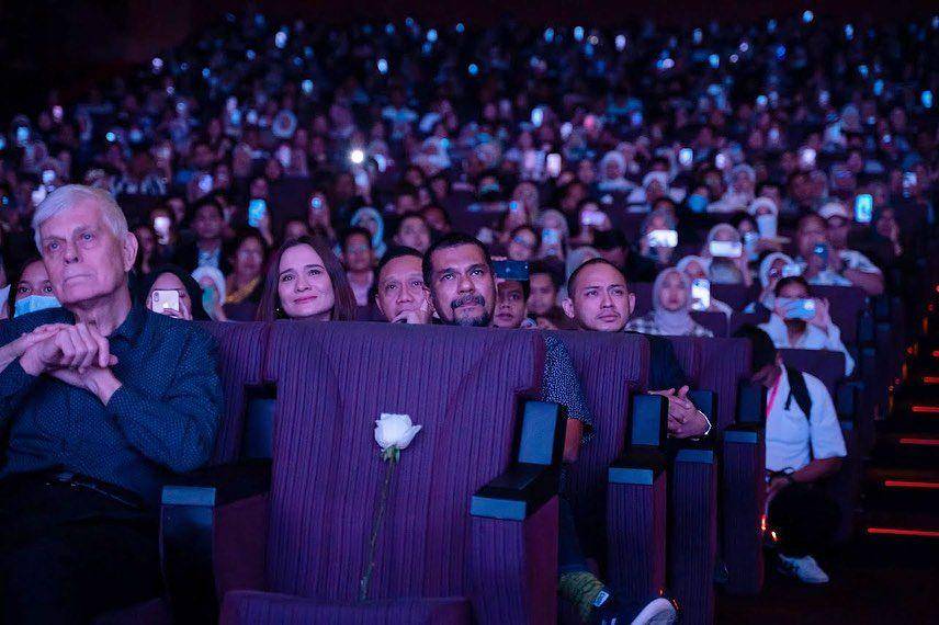 potret kursi kosong dalam konser di Malaysia(instagram.com/iconentertainmentmy)