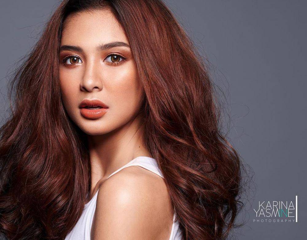 Look Makeup Flawless Minimalis Ala Mikha Tambayong (instagram.com/miktambayong)