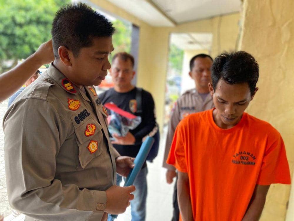 Penampakan pelaku pemerkosa anak tiri di Lampung Selatan. (Dok. Polres Penengahan).