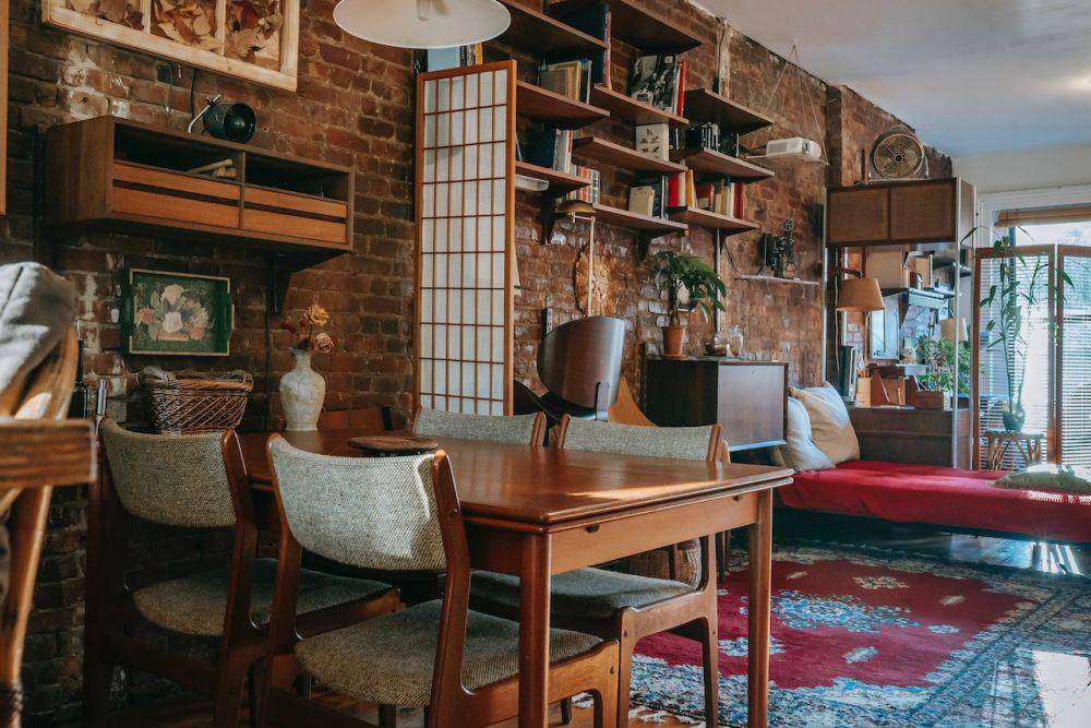 Desain interior gaya ekletik (pexels.com/Charlotte May)