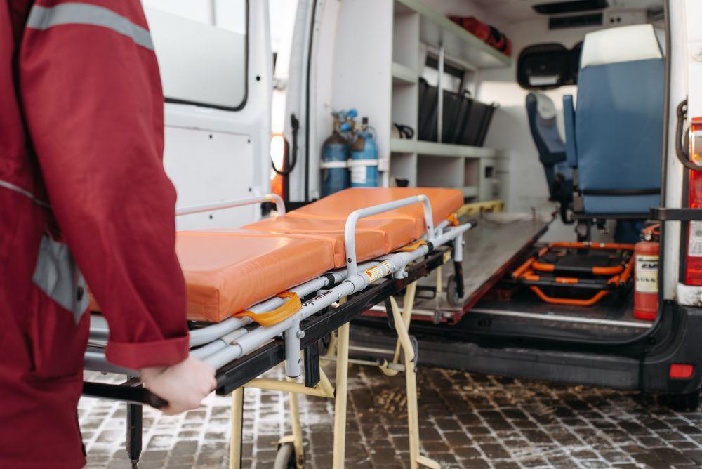 Ilustrasi ambulans. (pexels.com/Pavel Danilyuk)