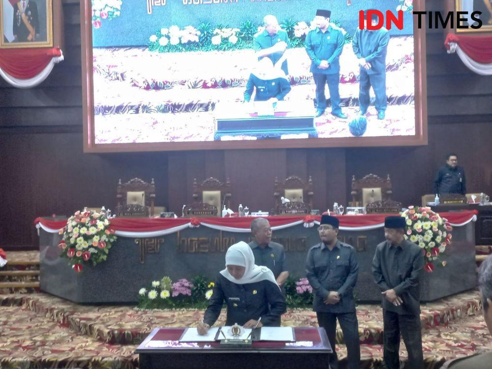 Gadai SK DPRD Jatim: Laku Keras Buat Tutup Mahalnya Biaya Politik