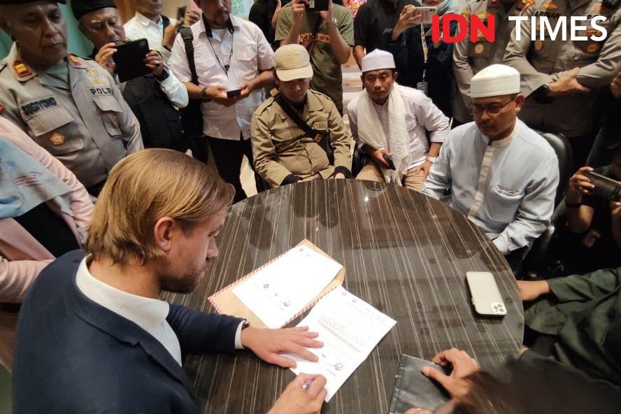 Kedubes Swedia Terima Audiensi Perwakilan Aksi Bela Al-Quran 301