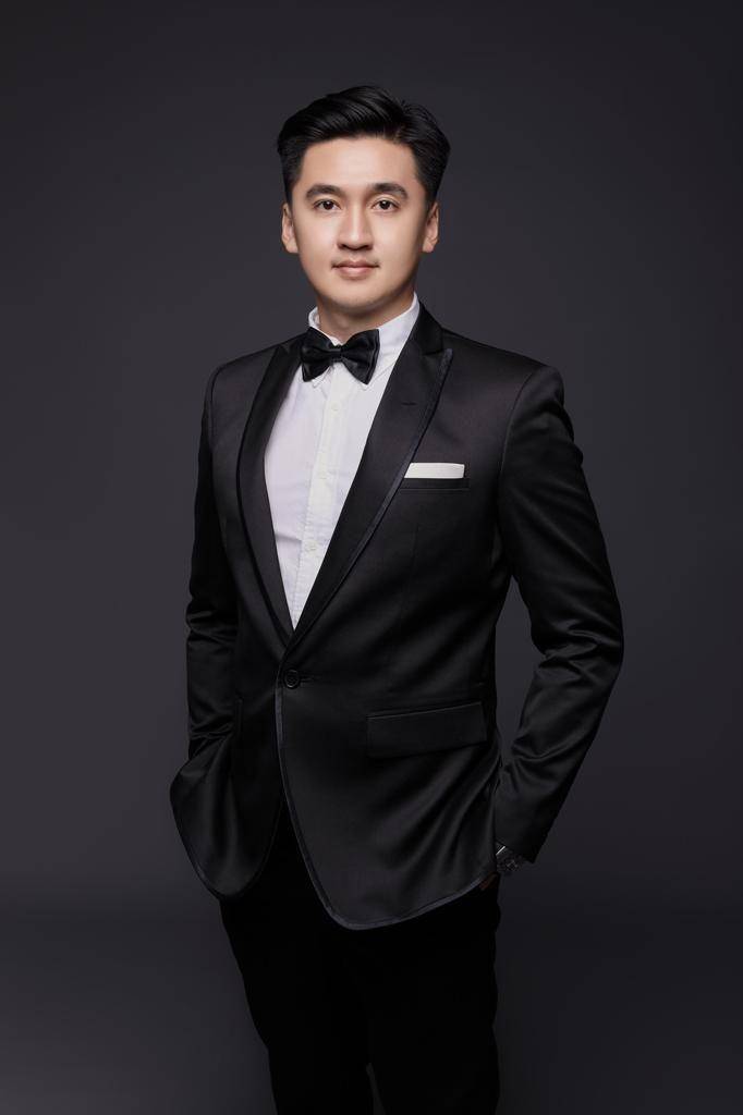 Potret Richard Handiwiyanto, pemilik Broadway Barbershop (dok. Richard Handiwiyanto)