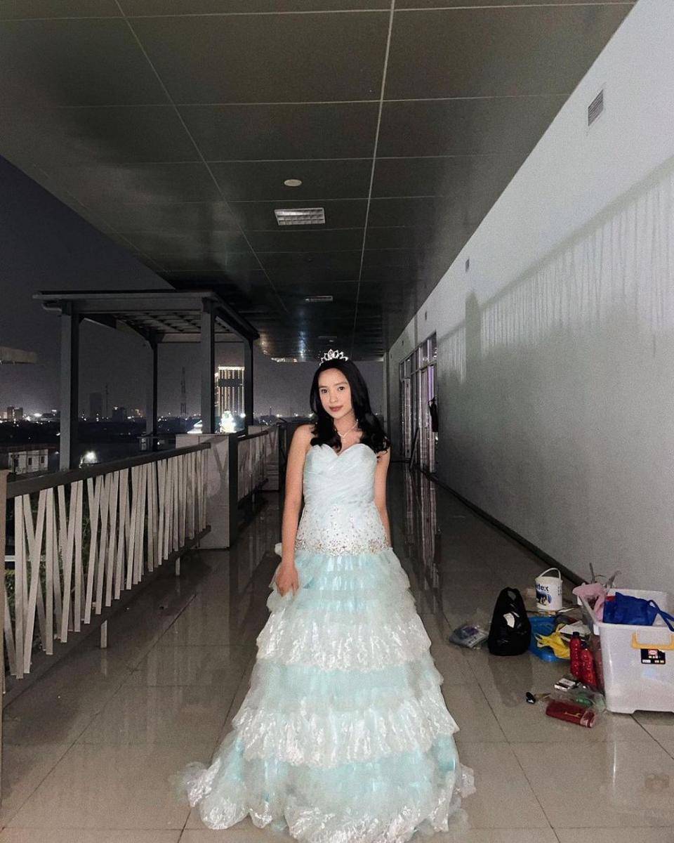 potret Kaneishia Yusuf dalam balutan dress (instagram.com/kaneishiayusuf05)