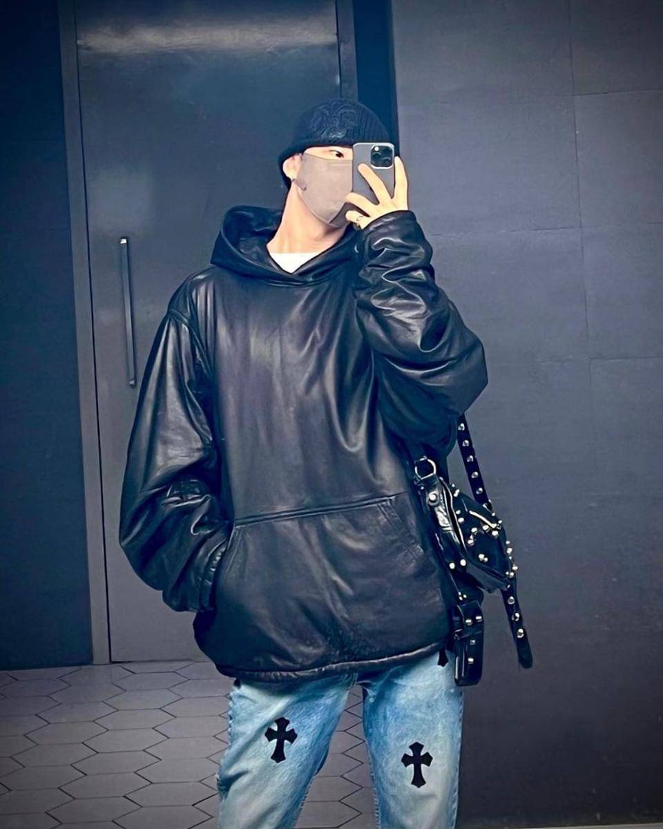 Hoshi (instagram.com/ho5hi_kwon)