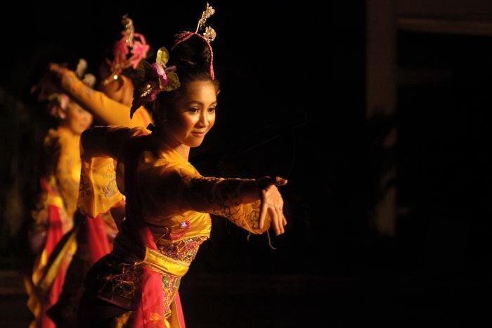 Mengenal Tari Jaipong: Asal-usul, Perkembangan hingga Maknanya!