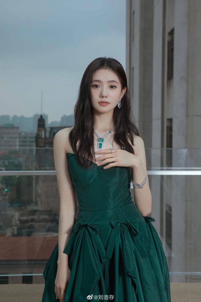 potret Liu Haocun (weibo.cn/刘浩存)