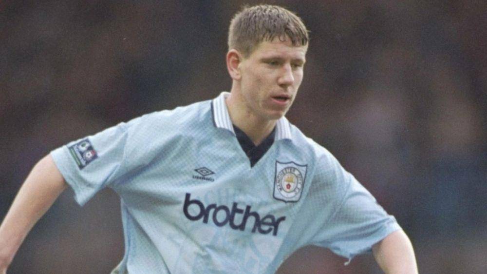 Lee Crooks (mancity.com)