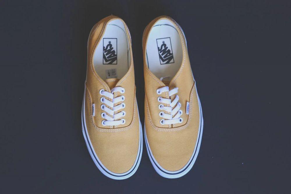 ilustrasi sepatu (pexels.com/Mnz)