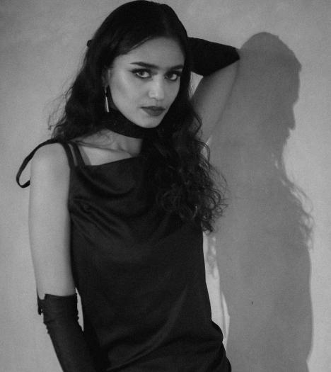 10 Potret Monica INTM Cycle 3, Model yang Juga Dokter Gigi