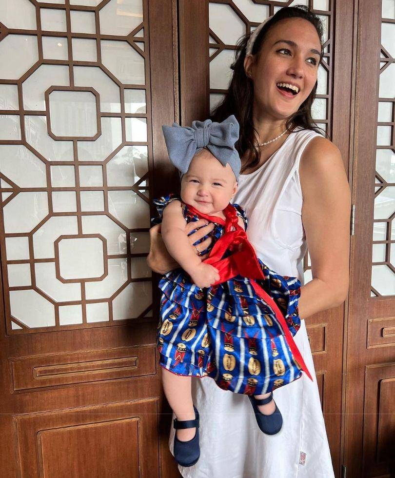 Nadine Chandrawinata momong anak(instagram.com/nadinelist)
