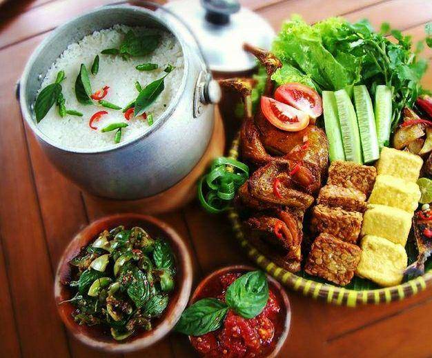 Rumah Makan Cibiuk (instagram.com/cibiukresto)