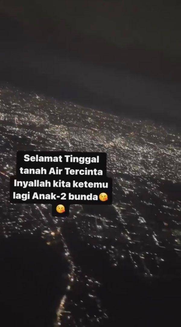 Bunda Corla pulang ke Jerman (instagram.com/corla_2)