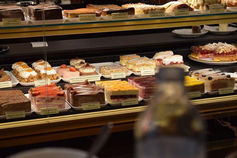 10 Cake Paling Populer di Indonesia, Gak Cuma Mille Crepes!