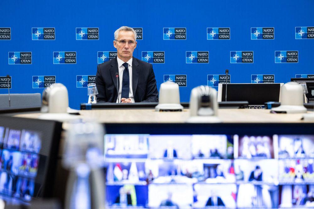 NATO Serukan Eropa Tingkatkan Pasokan Senjata Untuk Ukraina