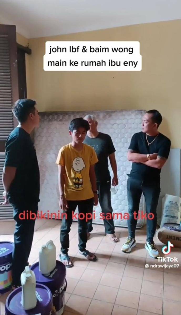 potret Jhon LBF dan Baim Wong ke rumah Tiko dan Bu Eny (tiktok.com/ndrawijaya07)