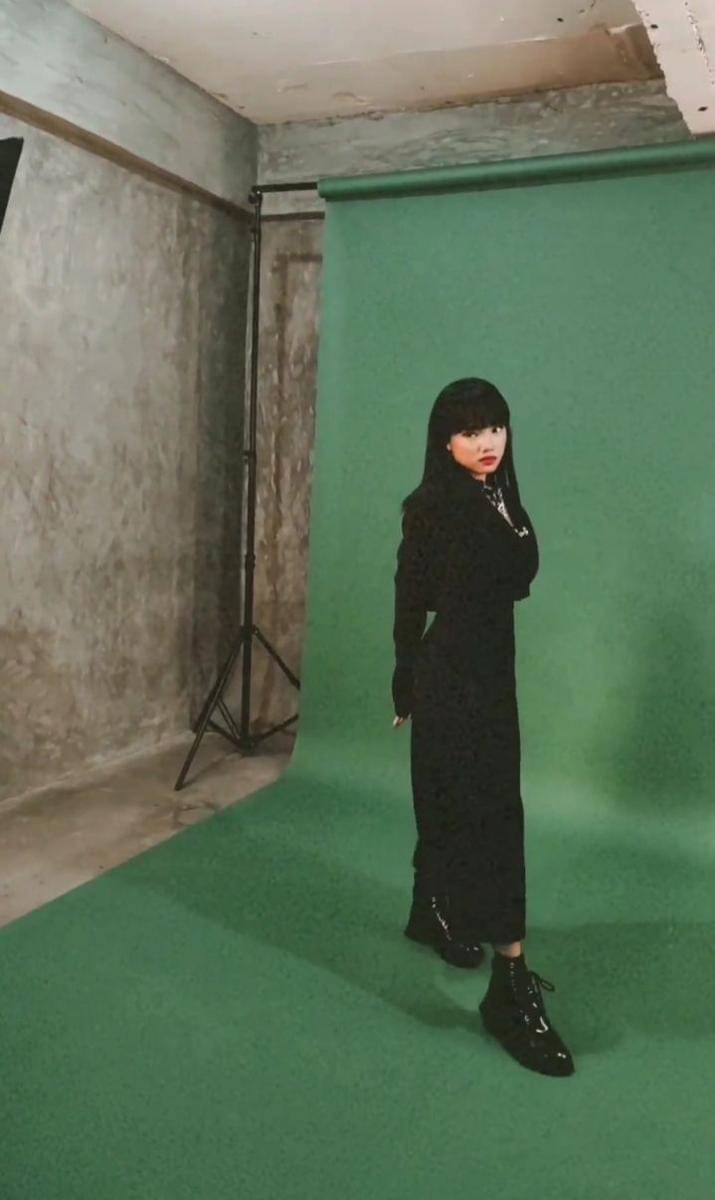 photoshoot terbaru Fuji (instagram.com/ss.styliste)