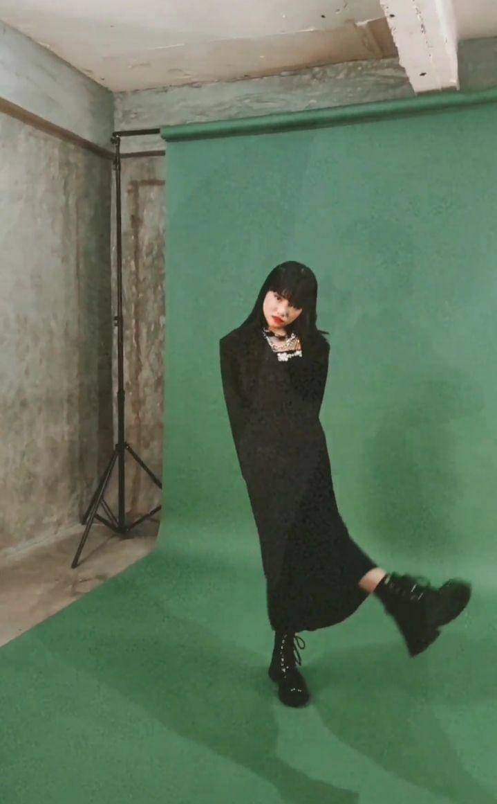 photoshoot terbaru Fuji (instagram.com/ss.styliste)