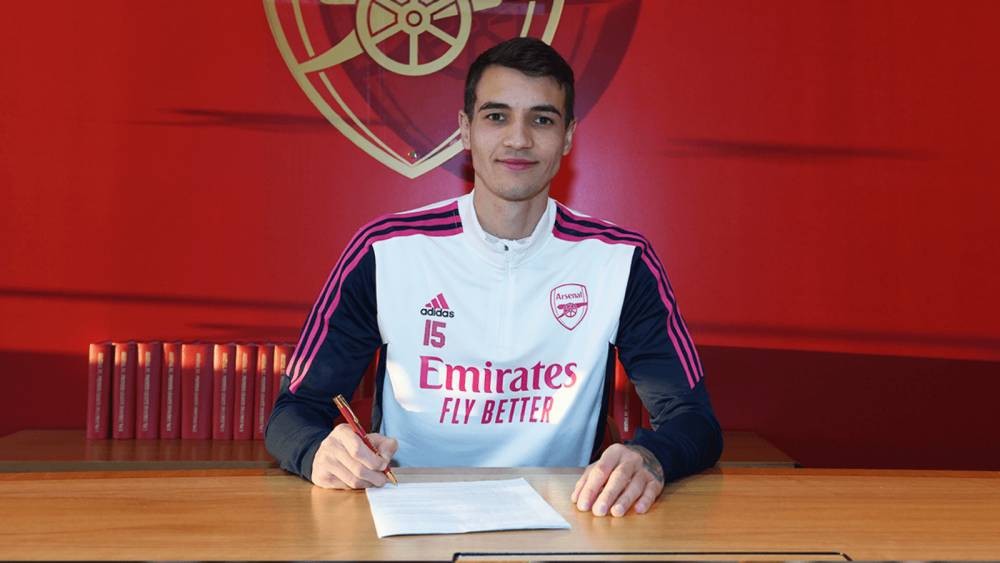 Jakub Kiwior (arsenal.com)