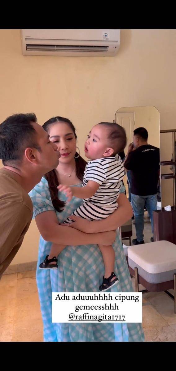 potret Iis Dahlia syuting di Andara (instagram.com/isdadahlia)