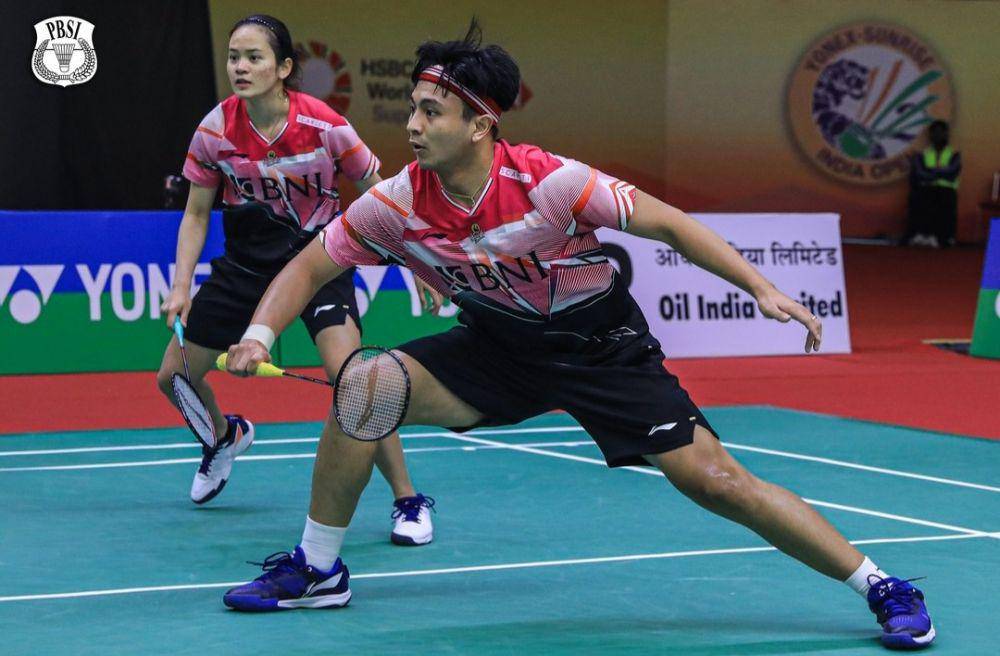 Zachariah Sumanti/Hediana Julimarbela (instagram.com/badminton.ina)