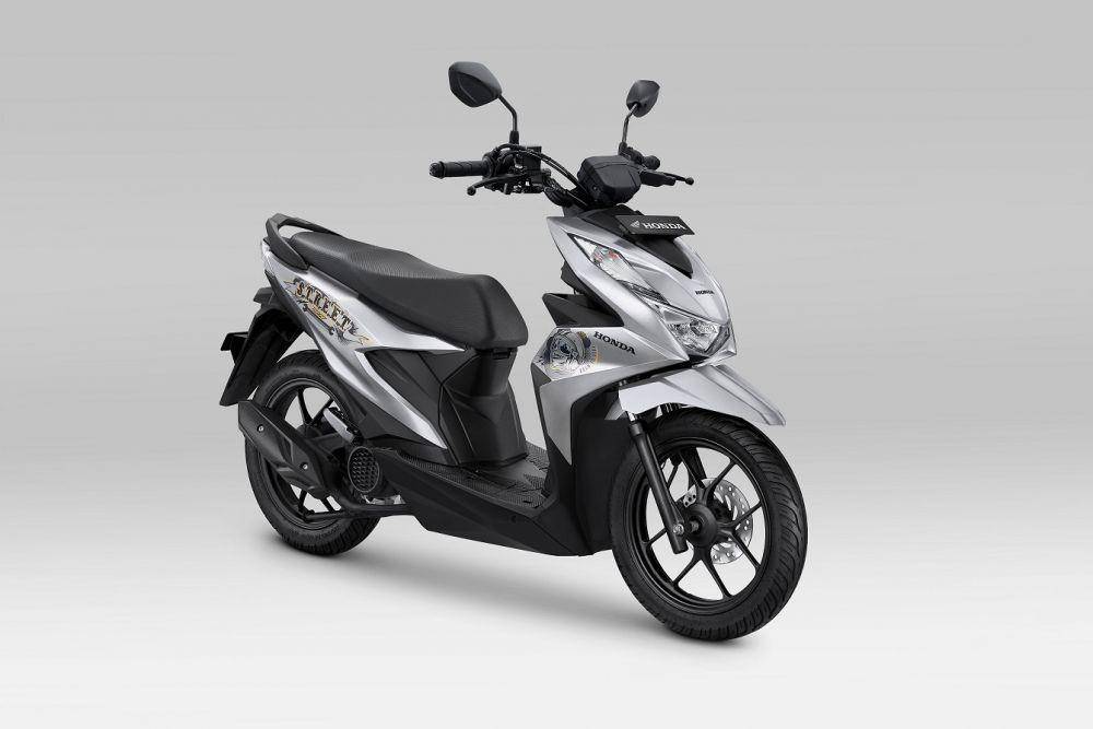 New Honda BeAT Street Silver (dok. AHM)