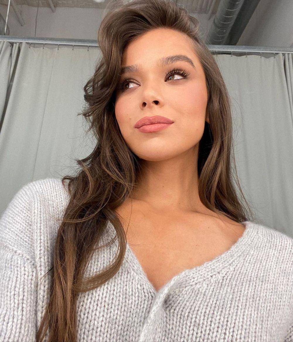 Potret Hailee Steinfeld (instagram.com/haileesteinfeld)