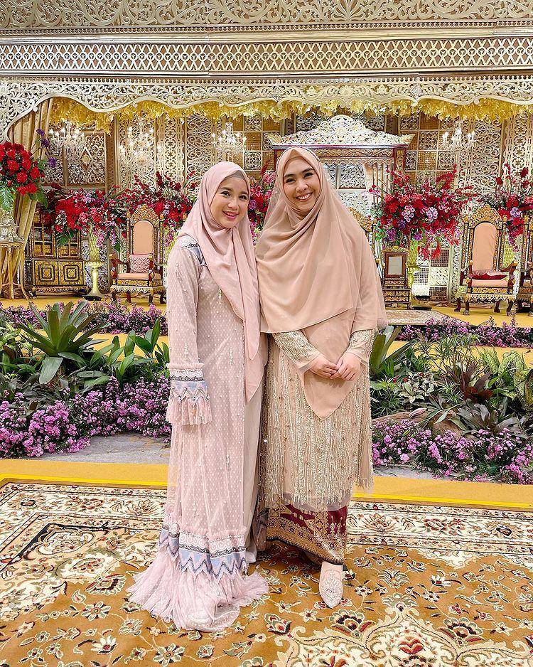 potret outfit pakai kebaya syar'i ala Chaca Frederica (instagram.com/chafrederica)