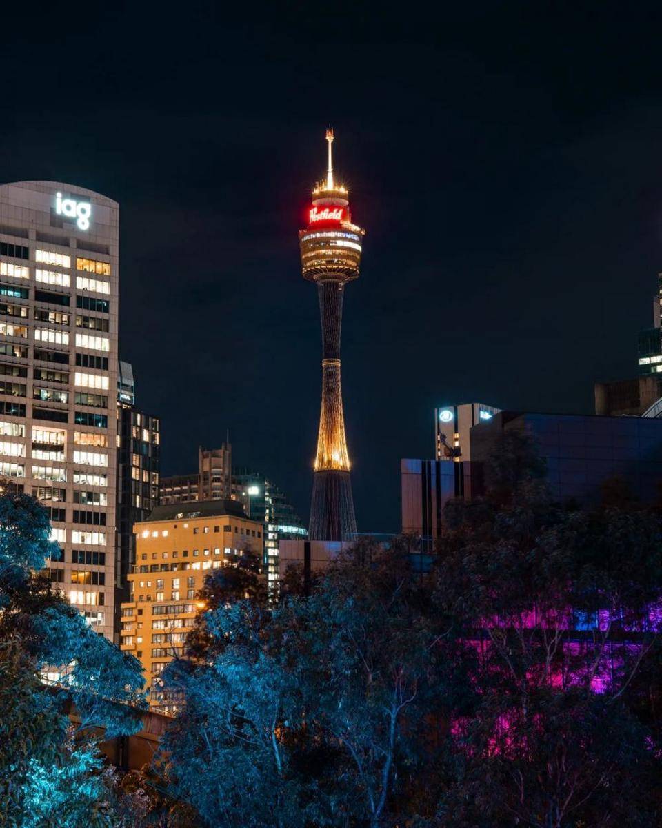 potret Sydney Tower Eye (instagram.com/mattwellerphoto)