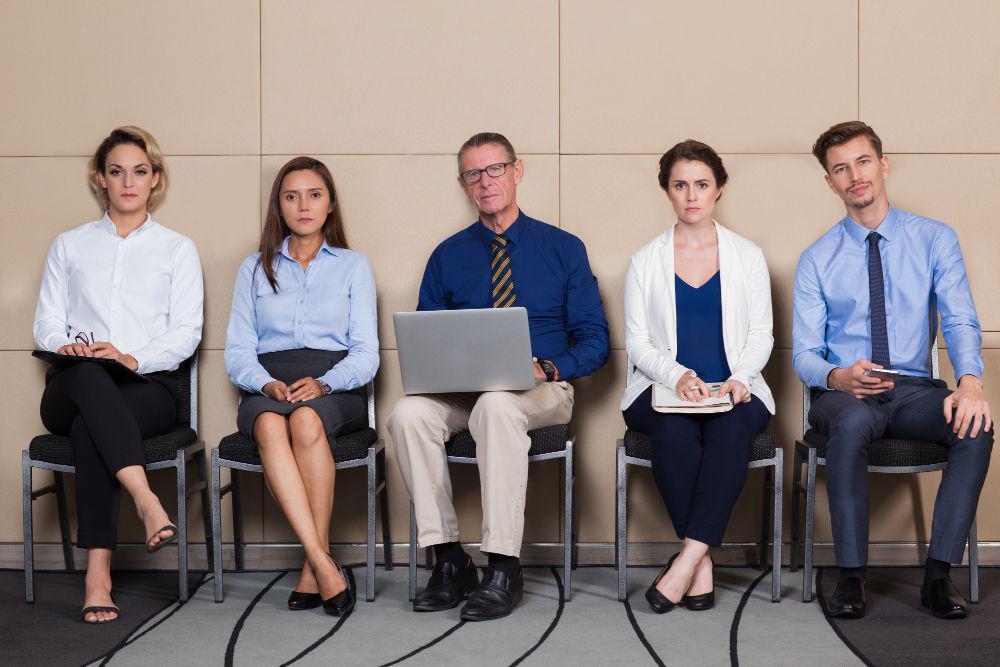 6 Trik Menghadapi Group Job Interview, Bikin Tampil Stand Out!