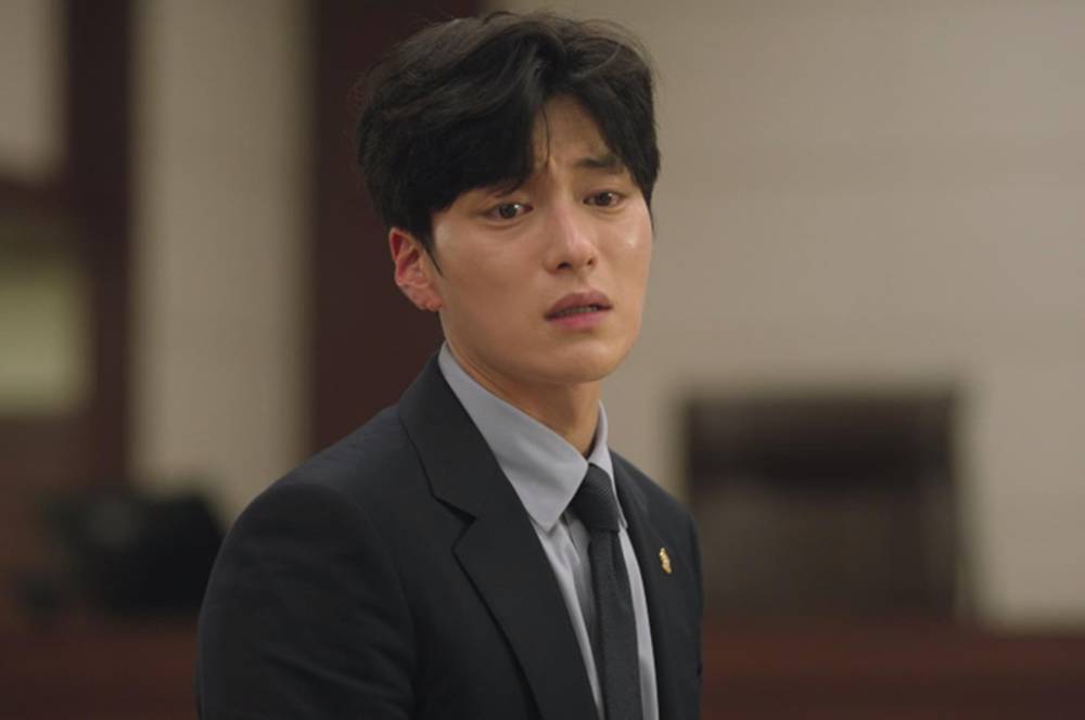 Jang Seung Jo di Strangers Again (twitter.com/channel_ENA)