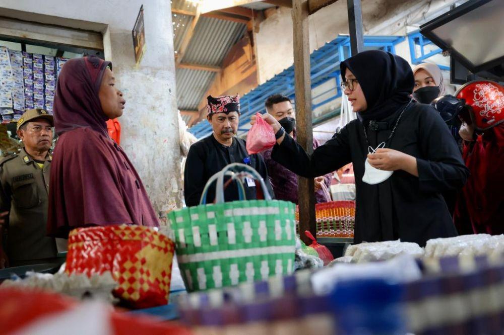 Tingkatkan Perekonomian Warga, Bupati Banyuwangi Inisiasi Gerakan Ini