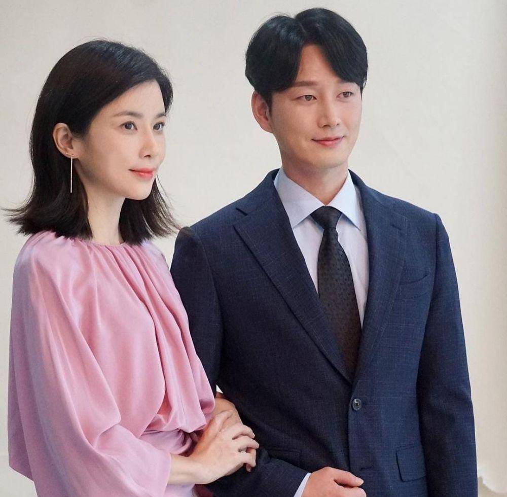 Lee Bo Young dan Lee Hyun Wook di drama Mine (instagram.com/lby112_)