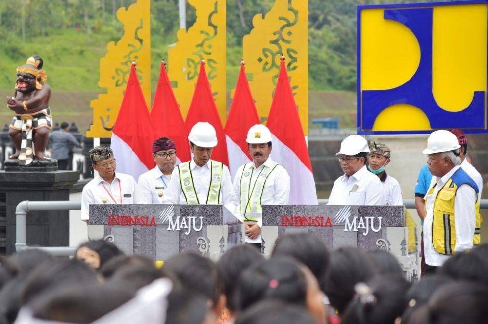 Presiden Joko "Jokowi" Widodo ketika meresmikan Bendungan Danu Kerthi, Bali pada Kamis, (2/2/2023). (Dokumentasi Sekretariat Kabinet)