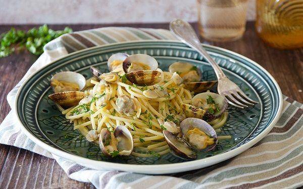 pasta alle vongole (cookist.it)