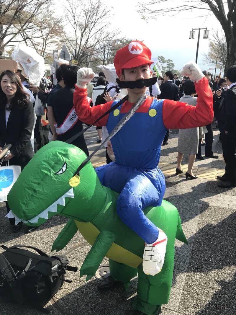 wisuda Jepang kostum cosplay (twitter.com/kyodai360)