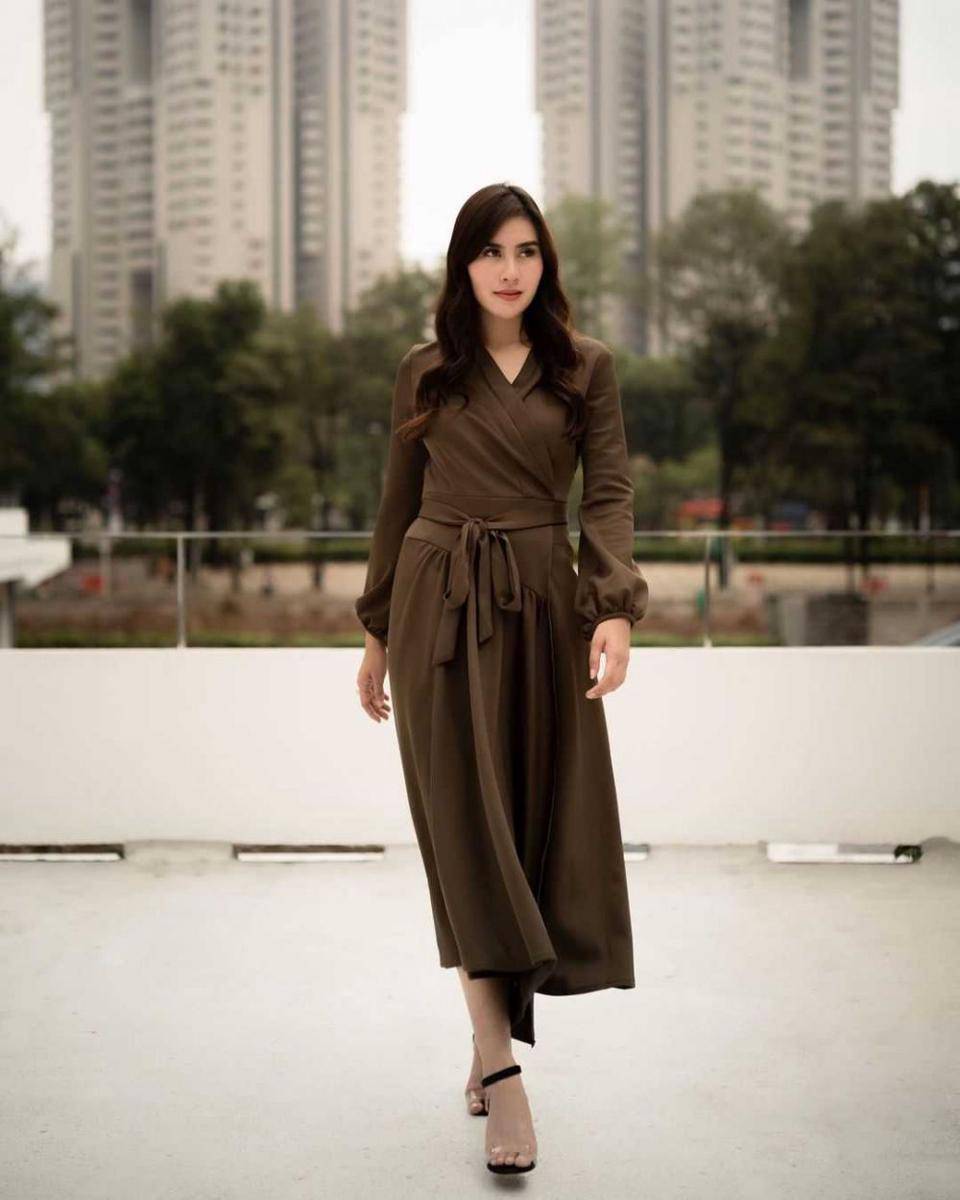 Syahnaz Sadiqah (instagram.com/syahnazs)
