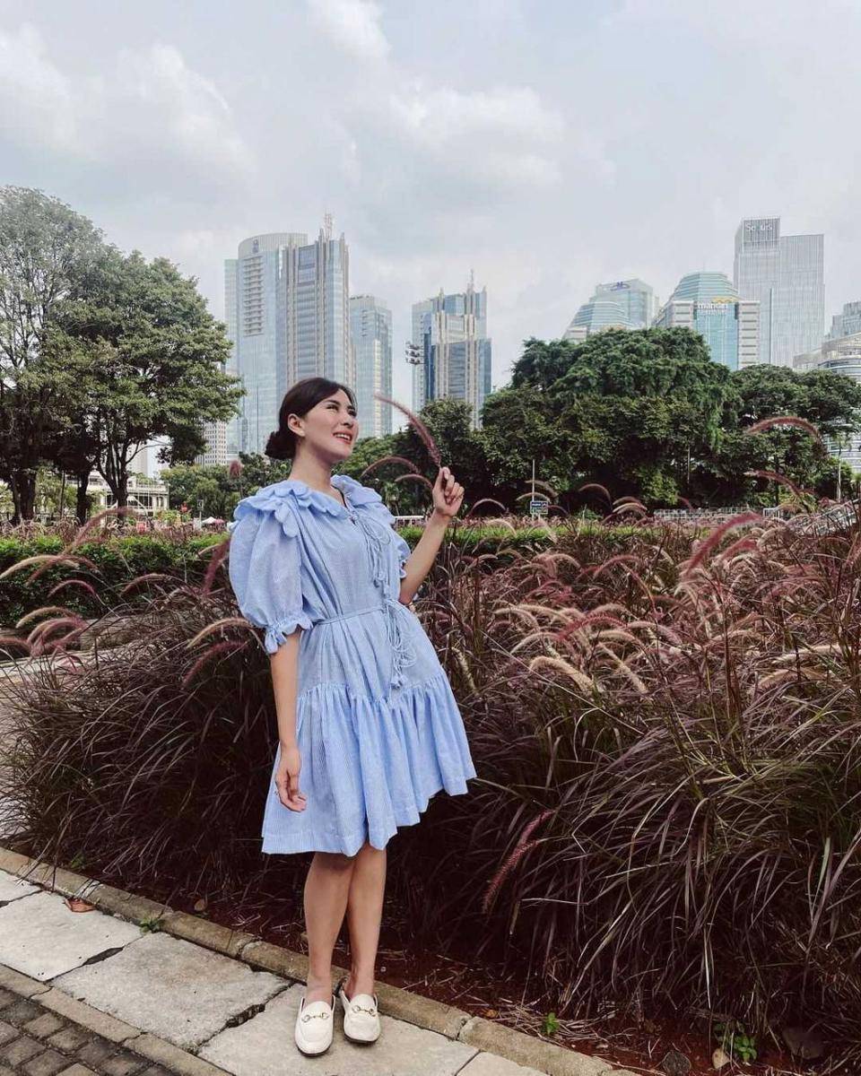 Syahnaz Sadiqah (instagram.com/syahnazs)